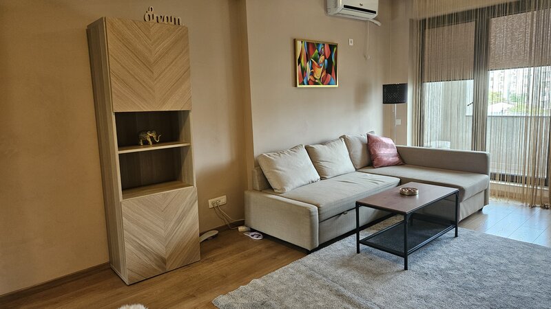 Piata Alba Iulia, 240 m, proprietar.