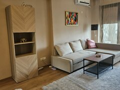 Piata Alba Iulia, 240 m, proprietar